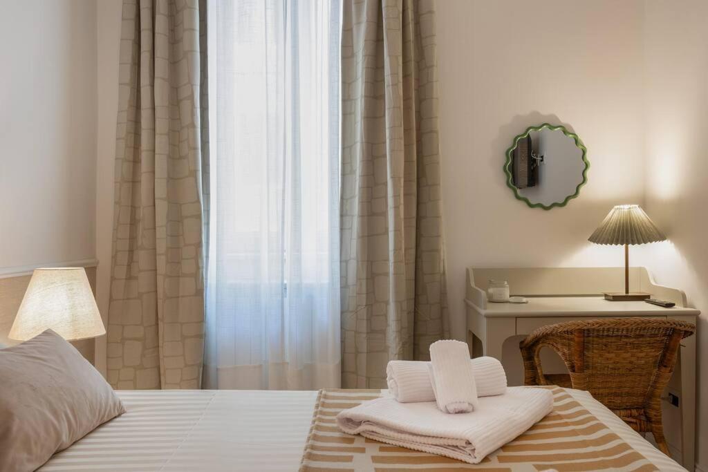 Foscolo 46 - Elegant Family Apartment ตรีเอสเต ภายนอก รูปภาพ